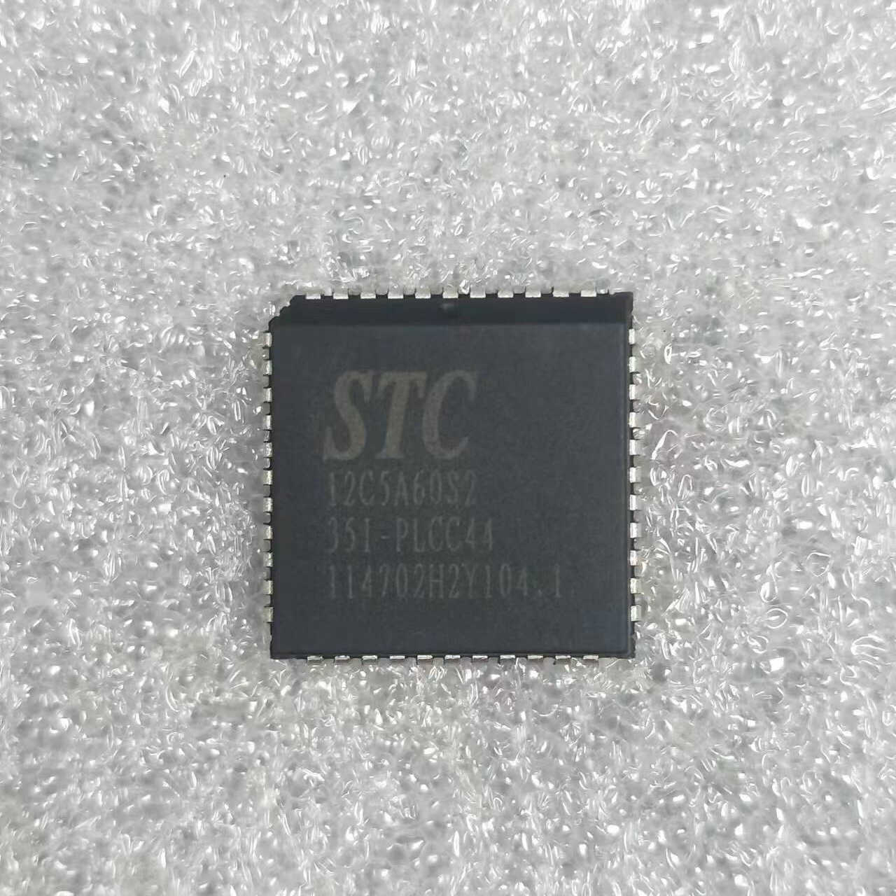 议价STC12C5A60S2，35I-PLCC44，Stc12c