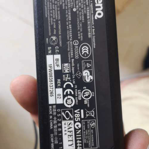 议价明基,BENQ,SADP-65KB D,19V 3.42A。