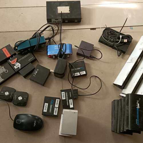 议价一推回来的电子产品，其他请看图，东西如图，实图拍摄，看