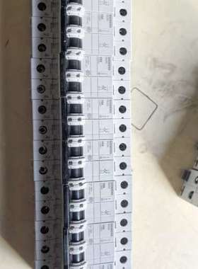 拆机全新开关8个，型号J5C108 BC451002，