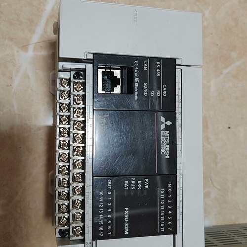 议价PLC，FX5U-32MT。少盖子，原装正品，功能完