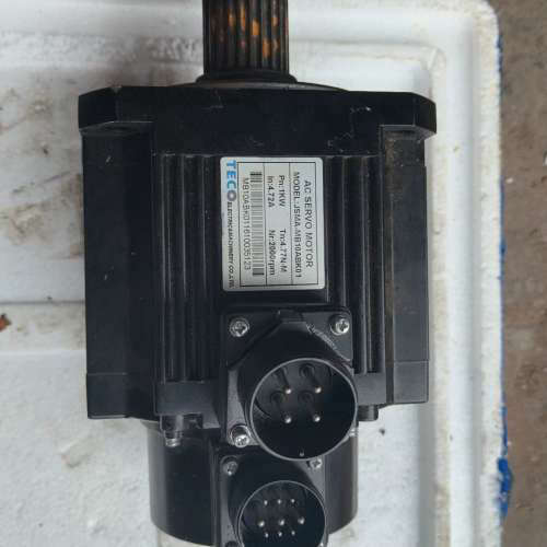 议价东伺服电机，JSMA-MB10ABK01，成色较新，接口一