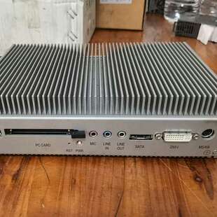 积压3个按个出 P22E 议价研华工控机型号UN0 2172