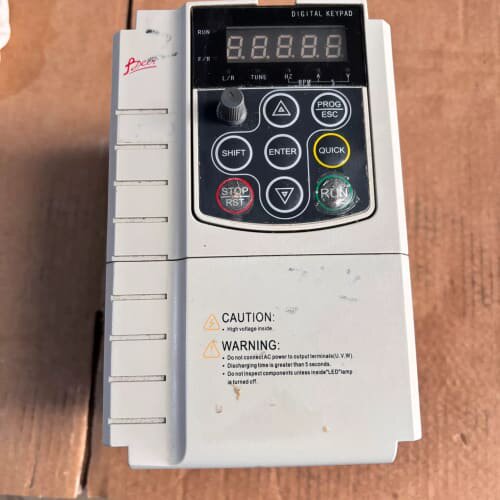 议价海盐理想变频器4kw理想3100-004G-4MF拆机