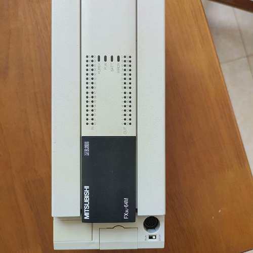 议价FX3U-64M ORROR闪烁 捡漏的来，输入输出正常，当