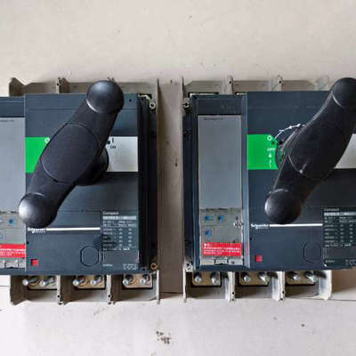 议价NS1000N断路器，NS33472成色新，原装正品，