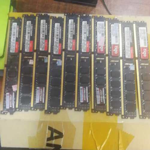 议价ddr3 2g内存  黑色窄条10个的来，不讲价