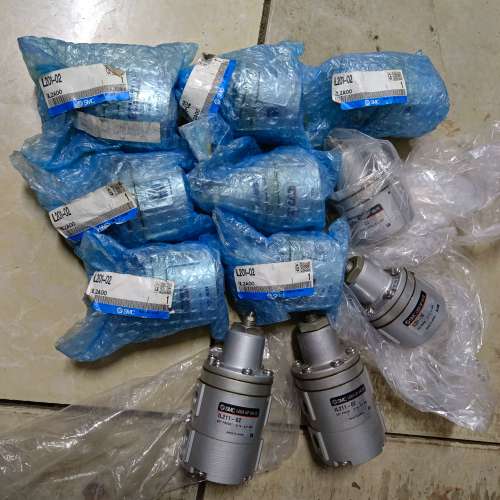 议价SMC锁止阀，型号IL201-02，9个。IL211-02，