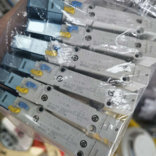 议价SMC电磁阀 25A-SY5200-5UE1 全新没