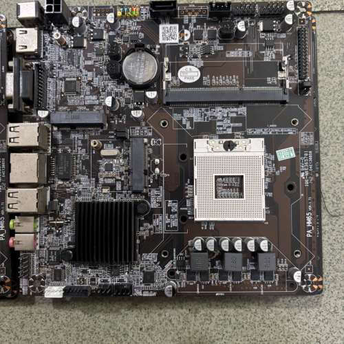 议价Hm65 小主板   ITX  17*17   VGA