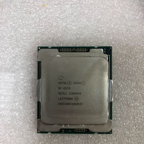 议价出拆机二手Xeon w2133至强cpu，正常点亮。