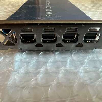 议价设备机箱拆机 AMDRadeonProWX31004