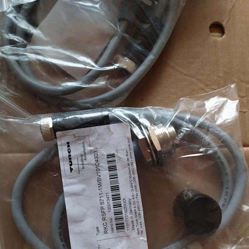 议价全新TURCK图尔克工业以太网连接线，型号RKC RSFP