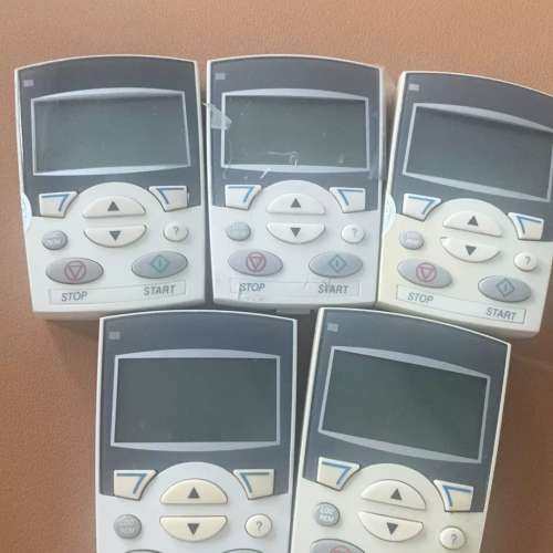议价ABB变频器中文面板，型号ACS-CP-D，三相，功能正常