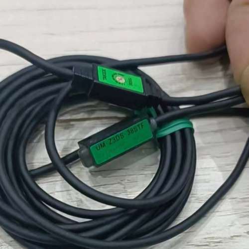 议价UM-Z3DS-38STF 定制款，可以调节检测距离  全新