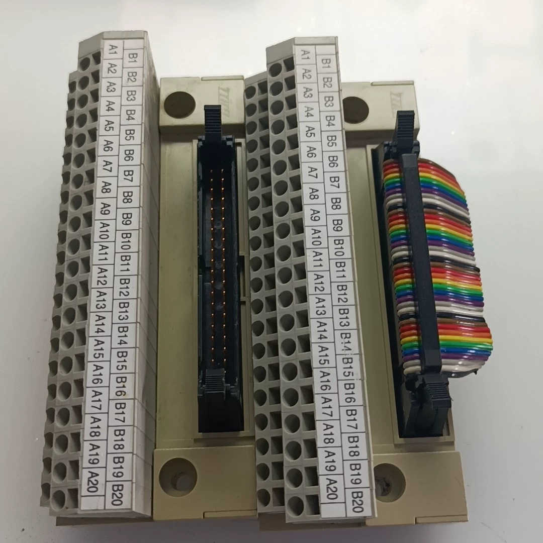 议价东洋技研40位plc接线端子台PCV5-1H402，标