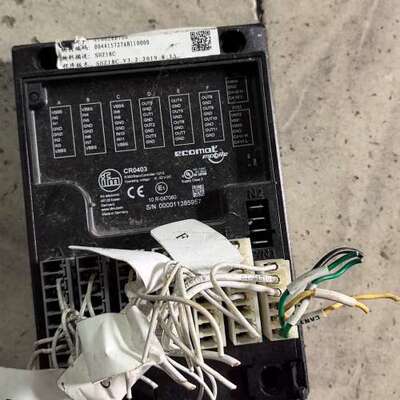 议价易福门CR0403拆机带线的控制器二个，有用得上可私聊