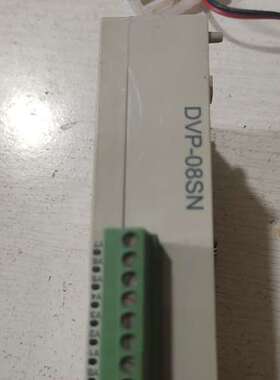 议价DVP08SN11R  功能好  插头齐  成色如图所示