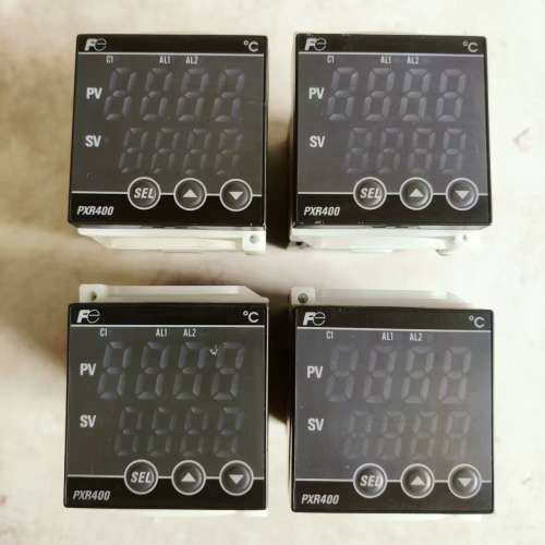 议价富士温控器PXR4TCY1-8W000-C。成色如图