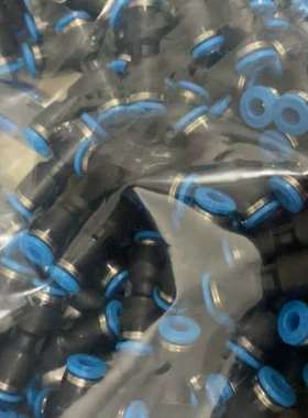 议价费斯托全新原装 QS-4 接头订货号 153031