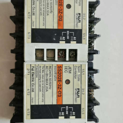议价富士SS202E-3Z-D3三相固态继电器，AC240v.一