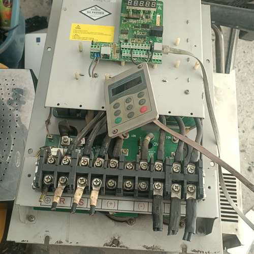 议价汇川 MD320T22G-KFJ变频器  22KW  少上盖