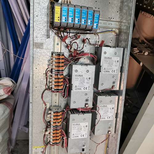 议价LUTRON  灯光控制器XP2-SM-4S 有23个
