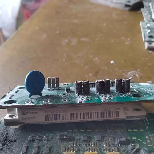 议价英飞凌模块：FP50R12KT4G