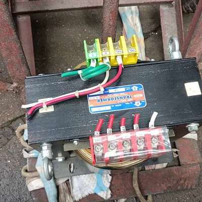 燕子牌Swallow 220变110隔离变压器，30A功