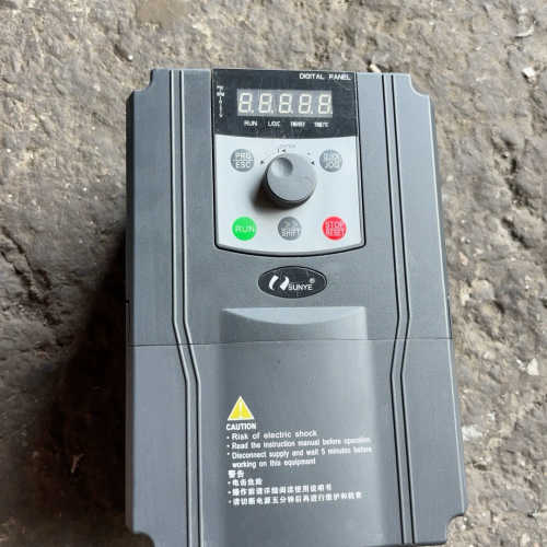 议价日业SUNYE变频器 CMS28-A4T5R5GB/7R5P