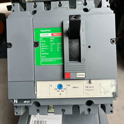 议价拆机正品CVS100F160F250F塑壳断路器4p断