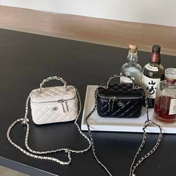 真皮包包女2026新款小香风菱格链条单肩盒子包好看个性手提斜挎包