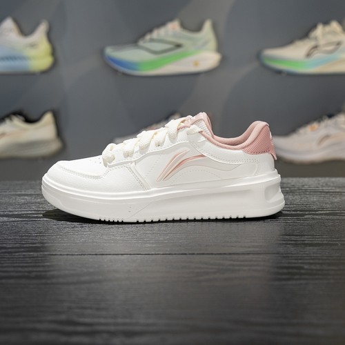 李宁防滑耐磨女子系带休闲鞋