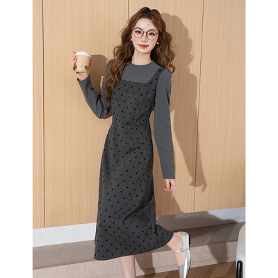唐狮2025秋冬季女连衣裙假两件长裙灰色气质温柔风波点小个子穿搭