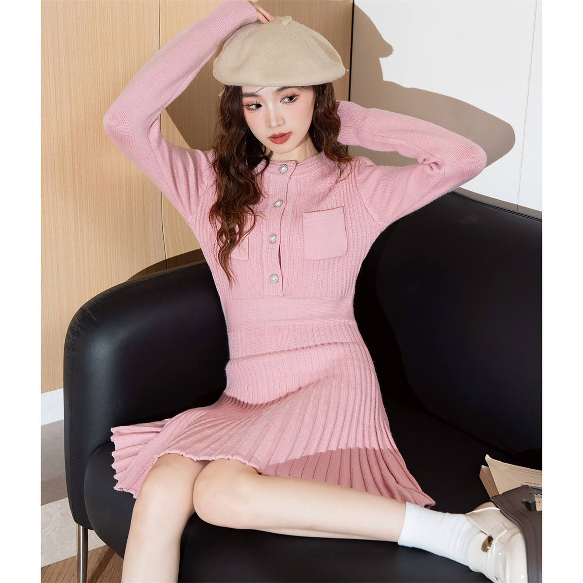 唐狮2026春秋小香风收腰显瘦圆领连衣裙女早秋气质高级感长袖女装,女装/女士精品,连衣裙,淘宝优惠券,粉丝福利购,淘宝优惠卷