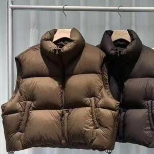 泡芙羽绒马甲女短款90白鸭绒2024秋冬新款韩版面包服加厚坎肩背心