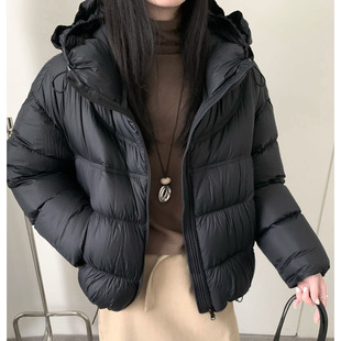 2025冬装韩系时尚连帽90白鸭绒羽绒服女短款宽松休闲泡芙感外套潮