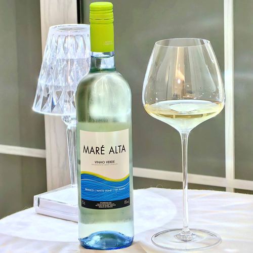 葡萄牙麦尔塔绿酒白葡萄酒巨鲜爽