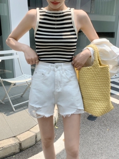 速 5335#2023夏 百搭网红高腰显瘦毛边撕破a字型牛仔短裤热裤女