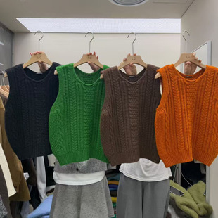 圆领羊毛麻花无袖 实体店同款 马甲女减龄叠穿背心潮 CELULA正品 LAS