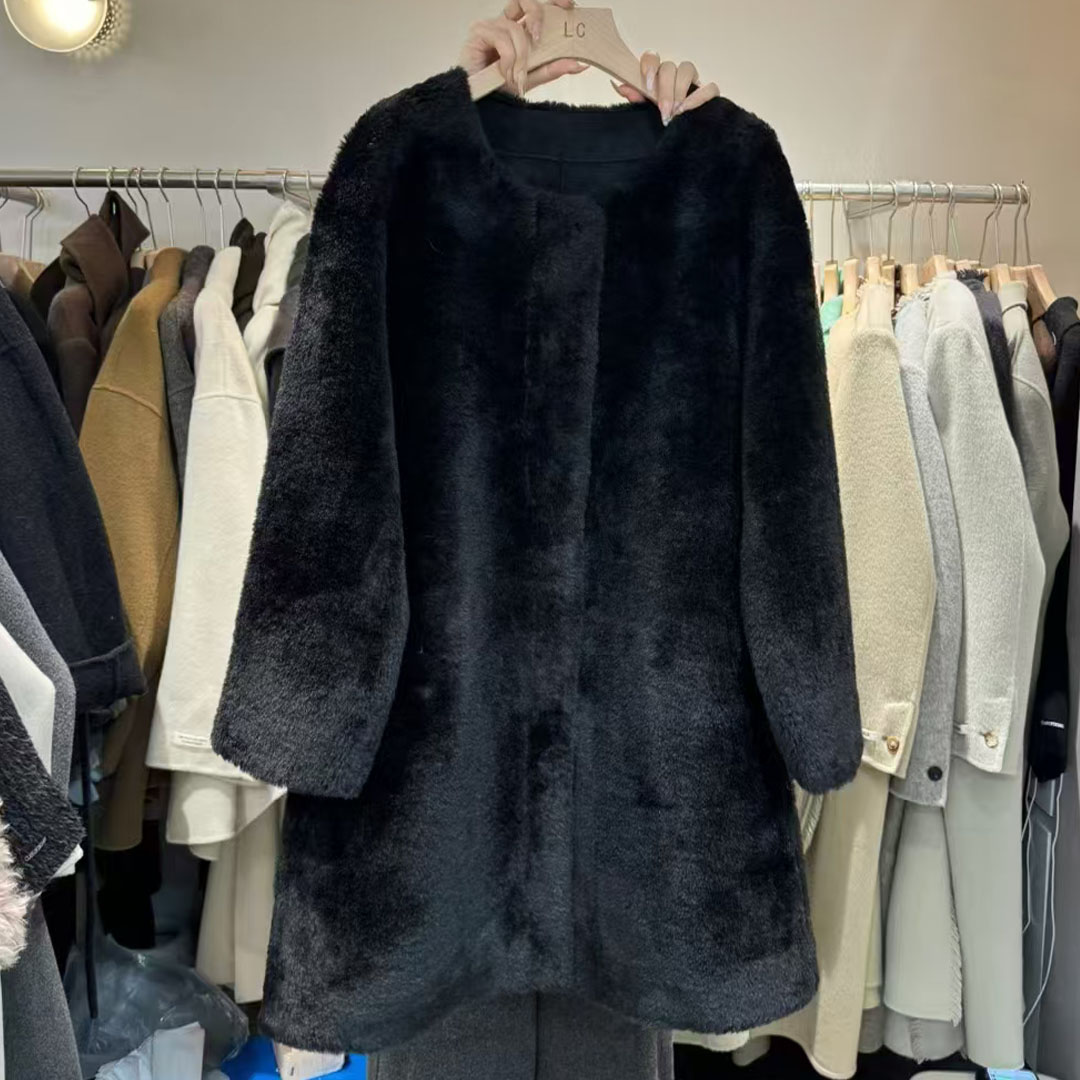 皮毛一体中长款外套女冬季大衣潮