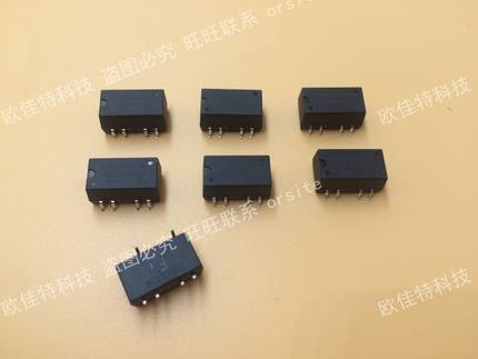 E0515XT-1WAR2 输入4.5-5.5V +15V +0.03A.-15V,-0.03A双输出电压