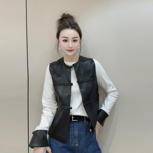 新中式国风PU皮马甲女2026春秋季新款气质宽松短款坎肩背心上衣潮