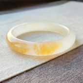 灵玥美玉新疆金丝玉手镯飘黄撒金天然正品 地表料油润金沙质