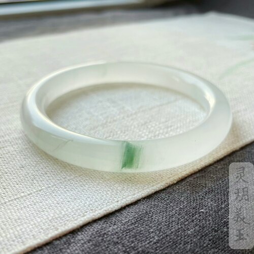 青绿色玉石手镯灵玥金丝玉无优化