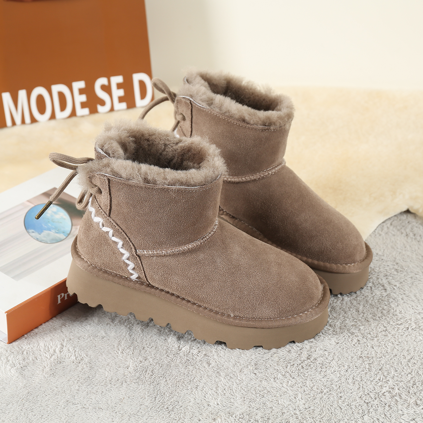 雪地靴女新款真皮羊毛短筒加厚保暖防滑雪地棉鞋加绒厚底棉靴子