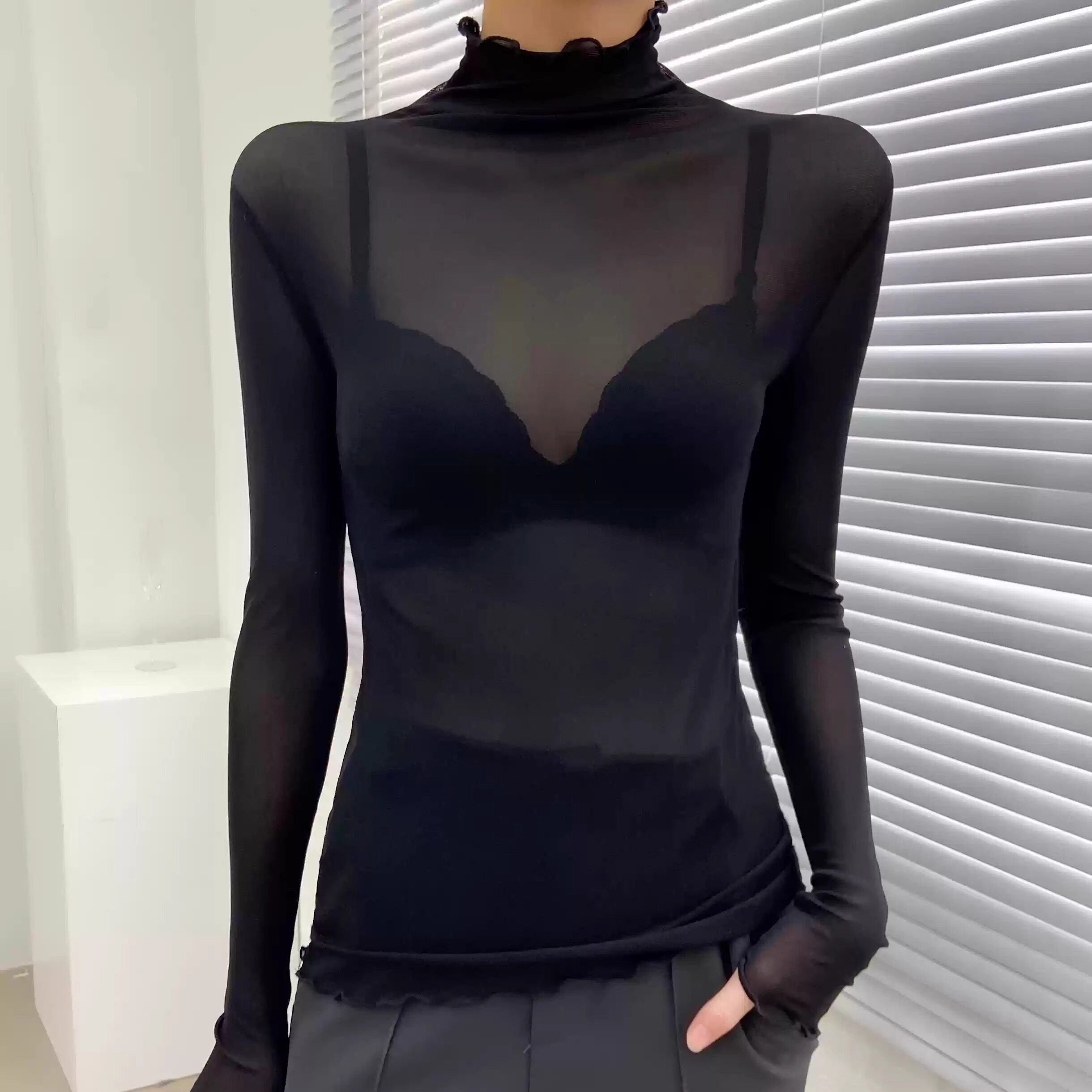 chic薄款内搭面膜透视透明高端网纱上衣纱衣杏色高领打底衫女早秋
