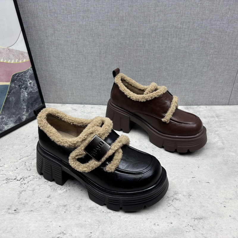 2025秋冬季新款撤柜断码真皮魔术贴高跟英伦深口牛皮加绒棉鞋女鞋