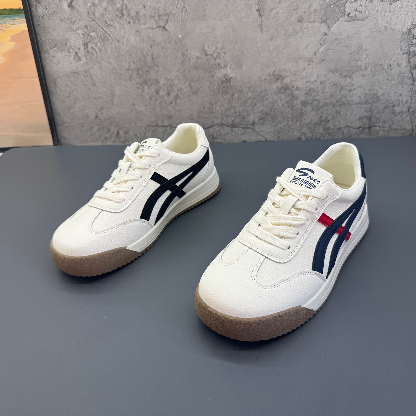 工厂撤柜处理2026春季新款时尚百搭学院风韩版平底德训鞋休闲女鞋,女鞋,德训鞋,淘宝优惠券,粉丝福利购,淘宝优惠卷