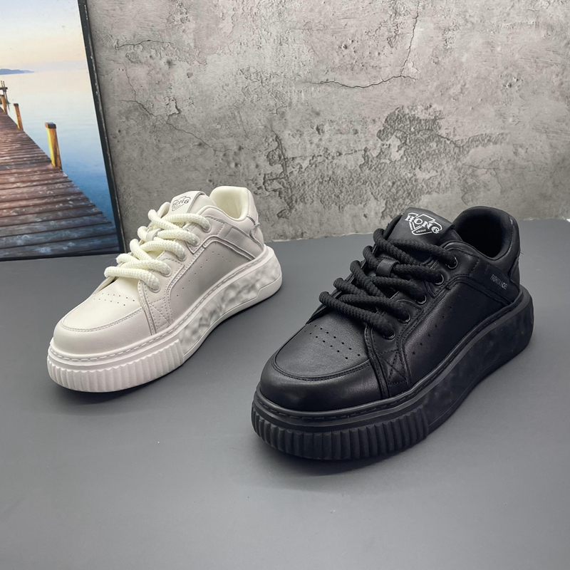 2025秋季新款撤柜断码真皮厚底圆头系带深口爆款学院风时尚男板鞋